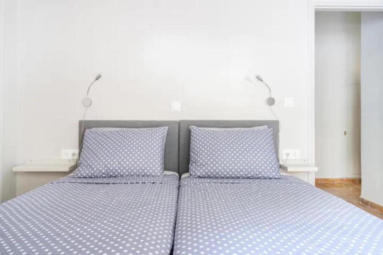 Flisvos Marina Refurbished Apartment Atenas Exterior foto
